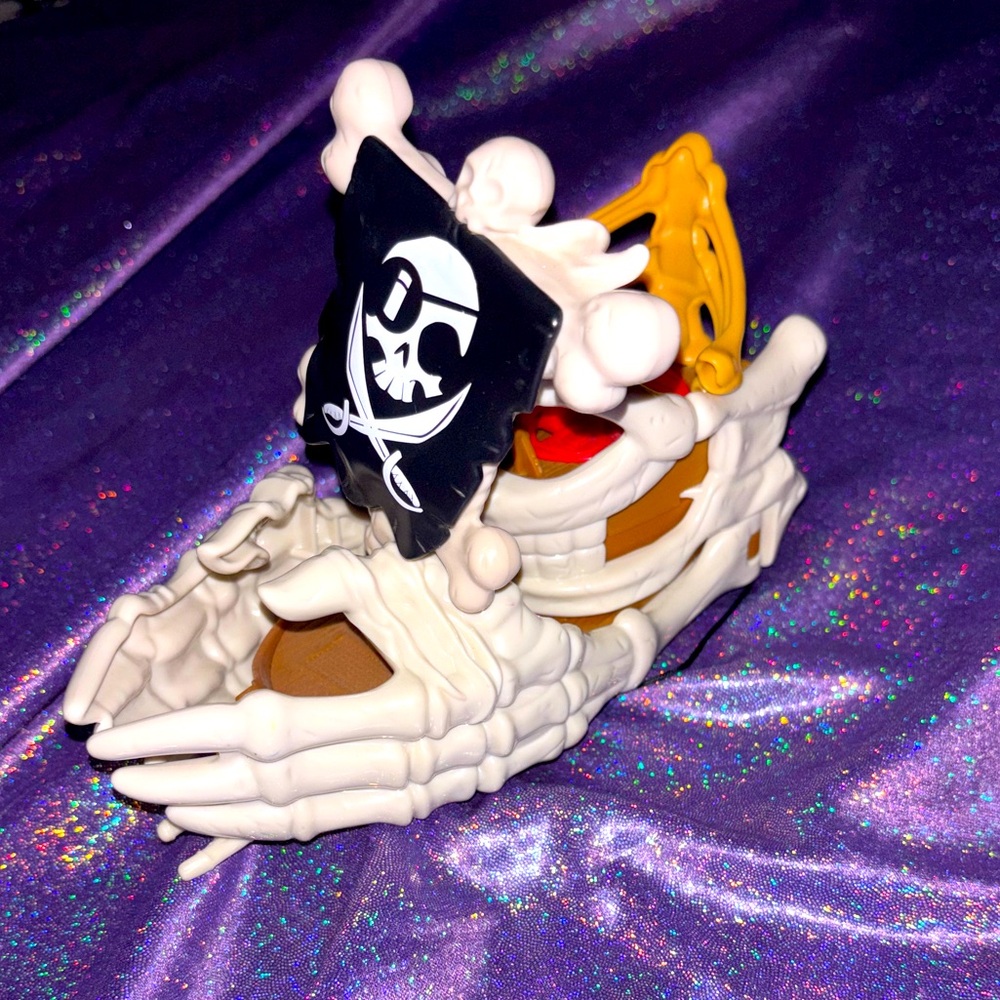 Imaginext Skeleton Pirate Ship
